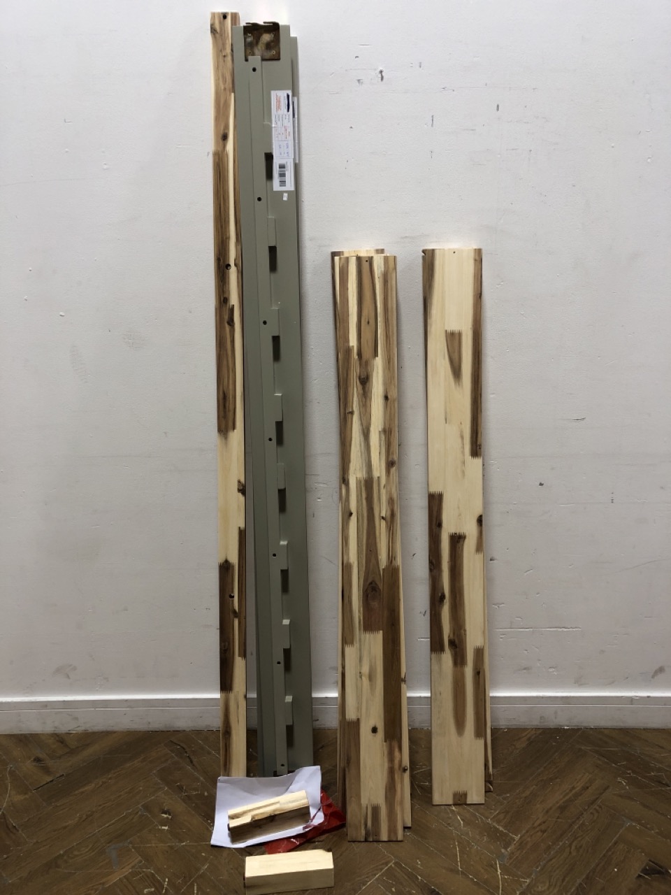 John Pye Auctions OAK FURNITURE LAND BRINDLE NATURAL SOLID OAK AND PAINTED KINGSIZE BED RRP £