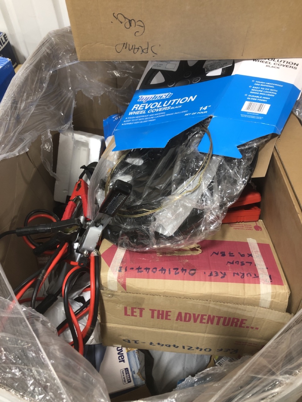 John Pye Auctions ASSORTMENT OF CAR PARTS / ITEMS, TO INCLUDE