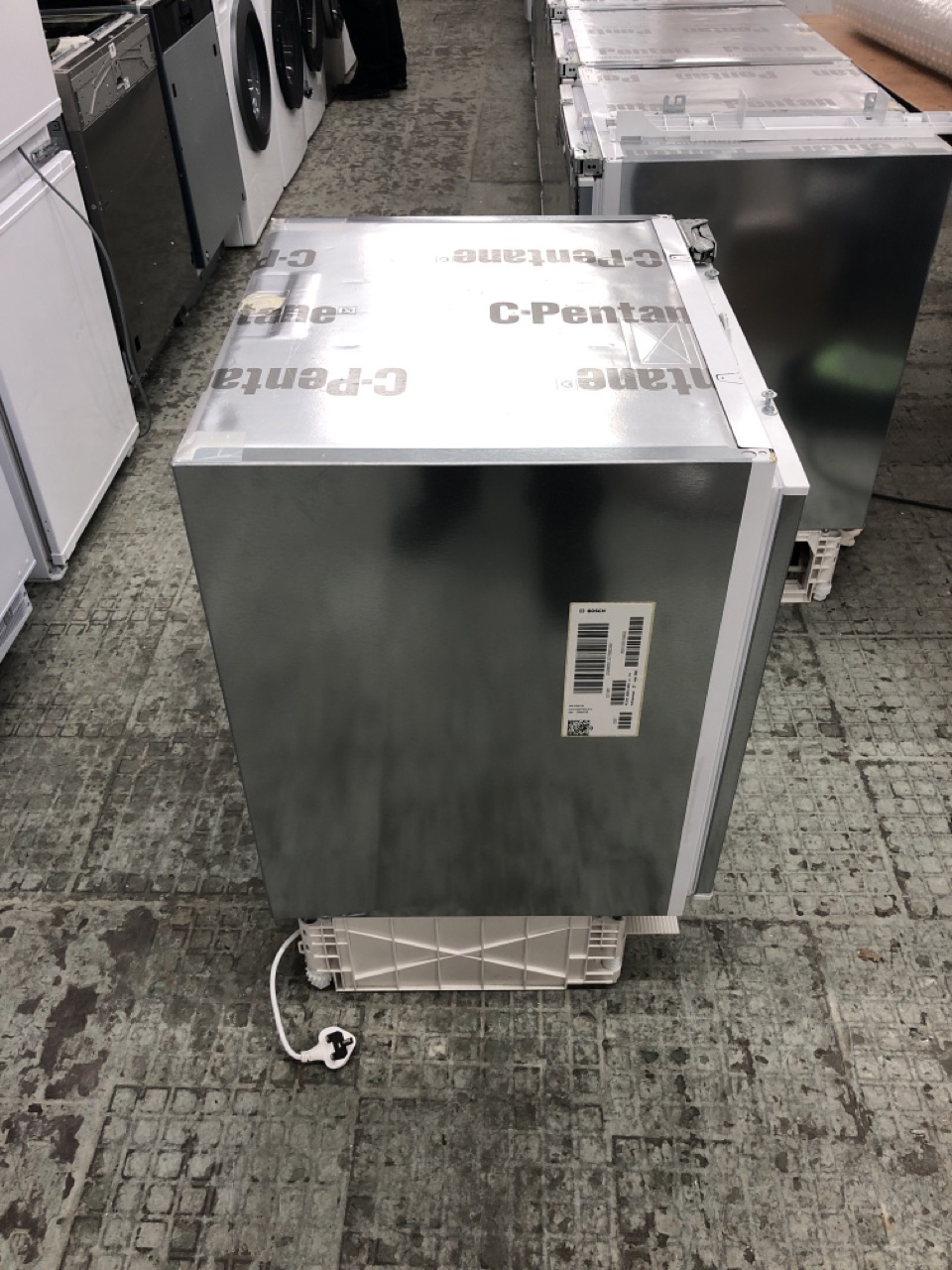 John Pye Auctions BOSCH INTEGRATED UNDER COUNTER FREEZER MODEL