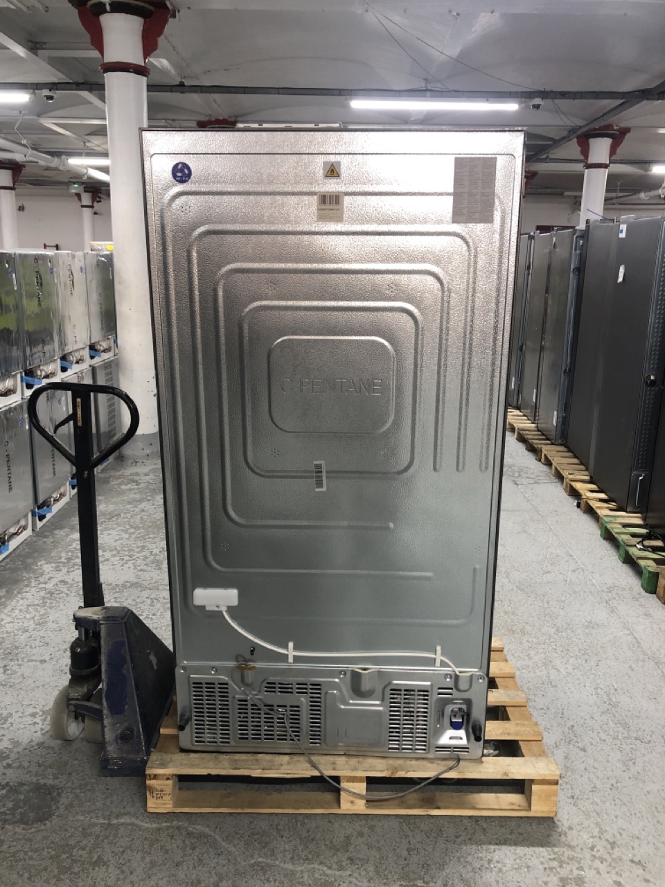 John Pye Auctions GRUNDIG AMERICAN FRIDGE FREEZER MODEL GSBSPDM4F