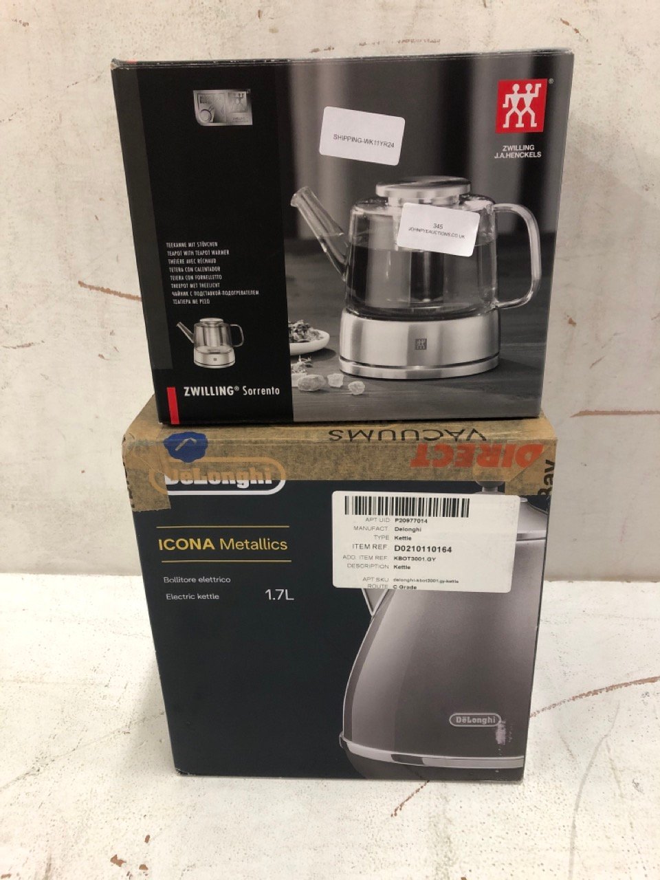 John Pye Auctions 1X ZWILLING SORRENTO TEAPOT WITH TEAPOT WARMER 1X DELONGHI ICONA METALLICS