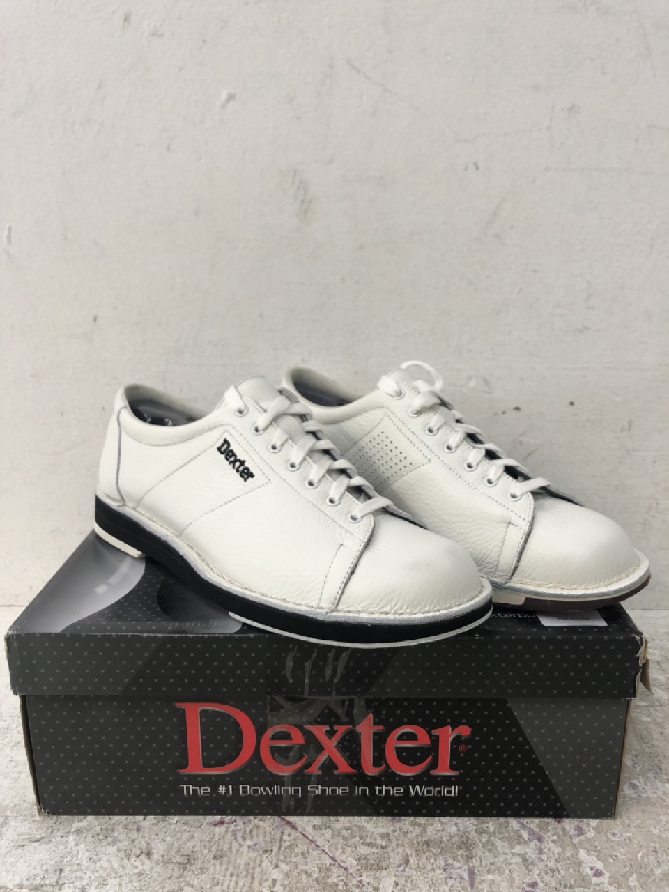 John Pye Auctions 2 X DEXTER TEN PIN BOWLING SHOES MENS SIZE 11.5 AND