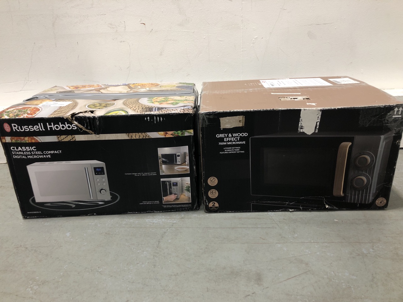 John Pye Auctions 1 X BREVILLE 20L SOLO MICROWAVE, 1 X RUSSELL HOBBS