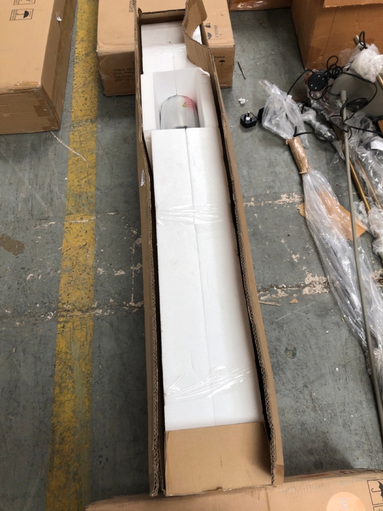 John Pye Auctions LA HACIENDA PATIO HEATER WITH SPEAKERS RRP £299.99