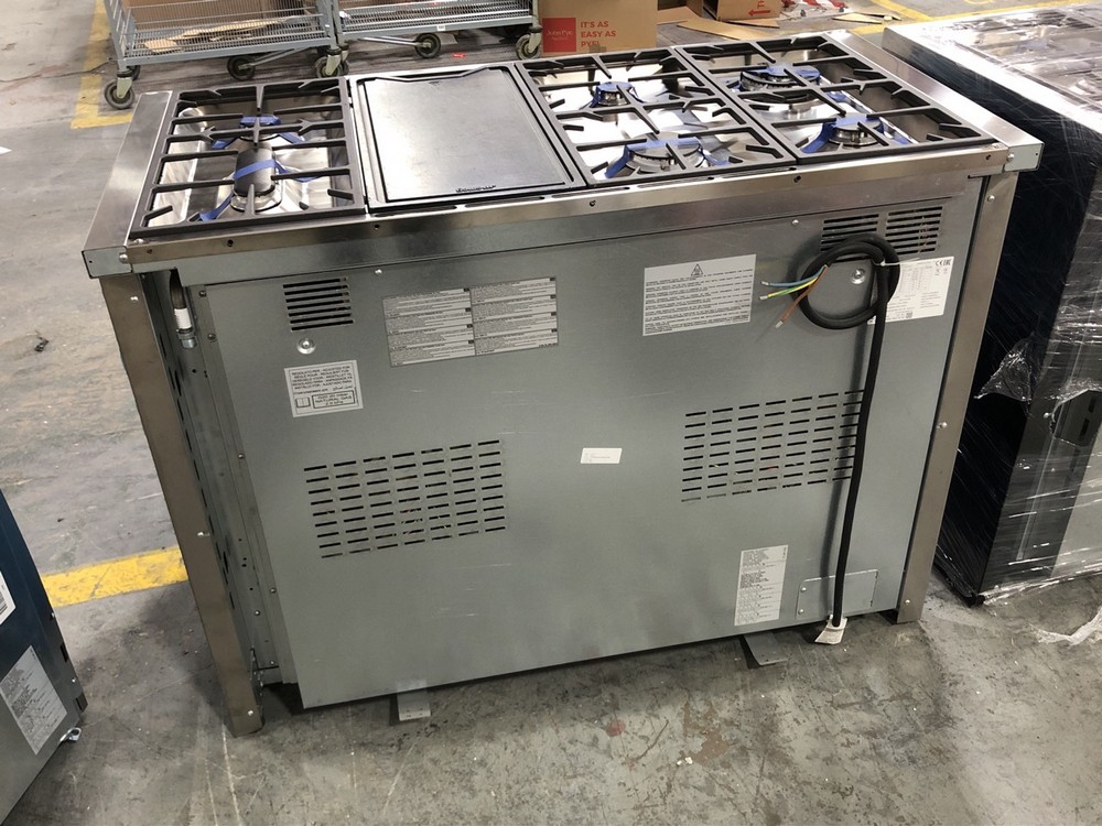 John Pye Auctions SMEG OPERA 120CM DUAL FUEL RANGE COOKER IN