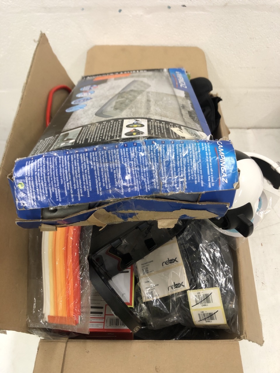 John Pye Auctions QUANTITY OF ITEMS TO INCLUDE CAMPINGAZ COMPACT