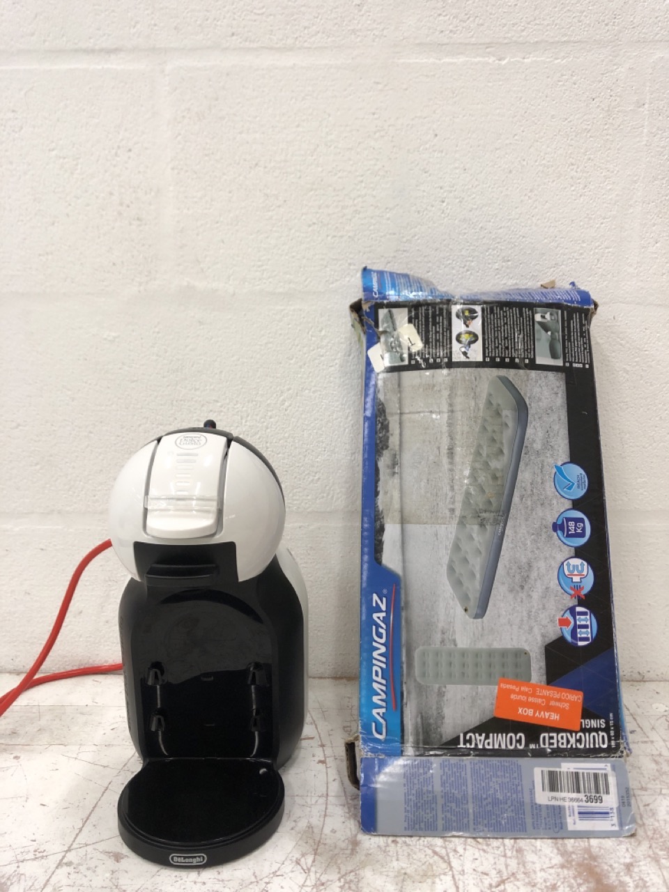 John Pye Auctions QUANTITY OF ITEMS TO INCLUDE CAMPINGAZ COMPACT