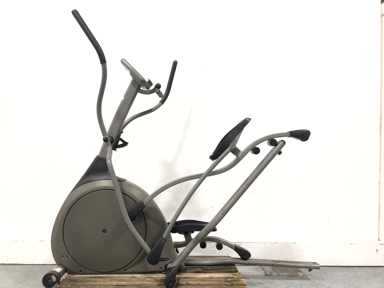 John Pye Auctions 1 X VISION FITNESS ELITE X6100 HR FOLDING