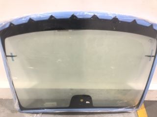MERCEDES WINDSHIELD, APPROX RRP £500