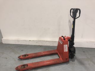 SEMI ELECTRIC PALLET TRUCK EPT20-18EHJ, APPROX RRP £900