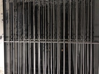PALLET OF ASSORTED BLACK METAL SHELVING PARTS ( VIEWING ADVISED)