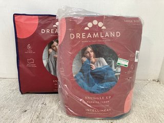 2 X DREAMLAND SNUGGLE UP LARGE WARMING THROWS: LOCATION - D12