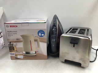 3 X ASSORTED HOUSEHOLD APPLIANCES TO INCLUDE BOSCH MY MOMENT 1.7L ELECTRIC KETTLE IN CREAM: LOCATION - D13