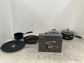 QTY OF ASSORTED JOHN LEWIS & PARTNERS KITCHEN ITEMS TO INCLUDE 3-PIECE SOMMELIER GIFT SET: LOCATION - D16