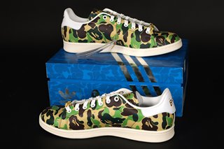 ADIDAS X A BATHING APE STAN SMITH TRAINERS IN CAMO/WHITE - SIZE UK10.5 - RRP £140: LOCATION - BOOTH