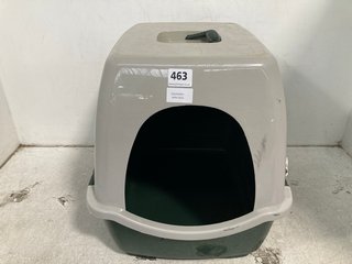 HOODED CAT LITTER TRAY: LOCATION - A6