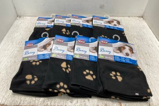 QTY OF TRIXIE BEANY DOG BLANKETS: LOCATION - B11
