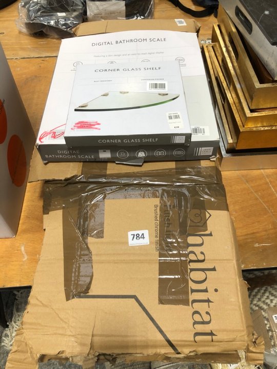 John Pye Auctions (COLLECTION ONLY) JOHN LEWIS DIGITAL BATHROOM SCALES TO INCLUDE CORNER GLASS