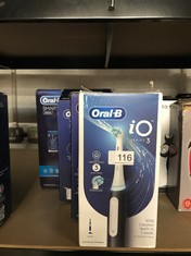 QTY OF ITEMS TO INCLUDE ORAL-B IO3 ELECTRIC TOOTHBRUSHES ADULTS, FATHERS DAY GIFTS FOR HIM / HER, 1 TOOTHBRUSH HEAD, 3 MODES WITH TEETH WHITENING, BLACK: LOCATION - BACK RACK