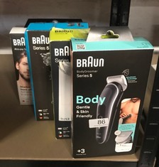 QTY OF ITEMS TO INCLUDE BRAUN BODY GROOMER 5, MANSCAPE TOOL FOR MEN WITH SKINSHIELD TECHNOLOGY, SENSITIVE COMB, WET & DRY, 100% WATERPROOF, BG5350, GREY/WHITE: LOCATION - BACK RACK