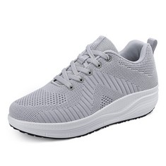 QTY OF ADULT SHOES TO INCLUDE WOMENS FASHION TRAINERS SNEAKERS GREY MESH UK6.5: LOCATION - D RACK