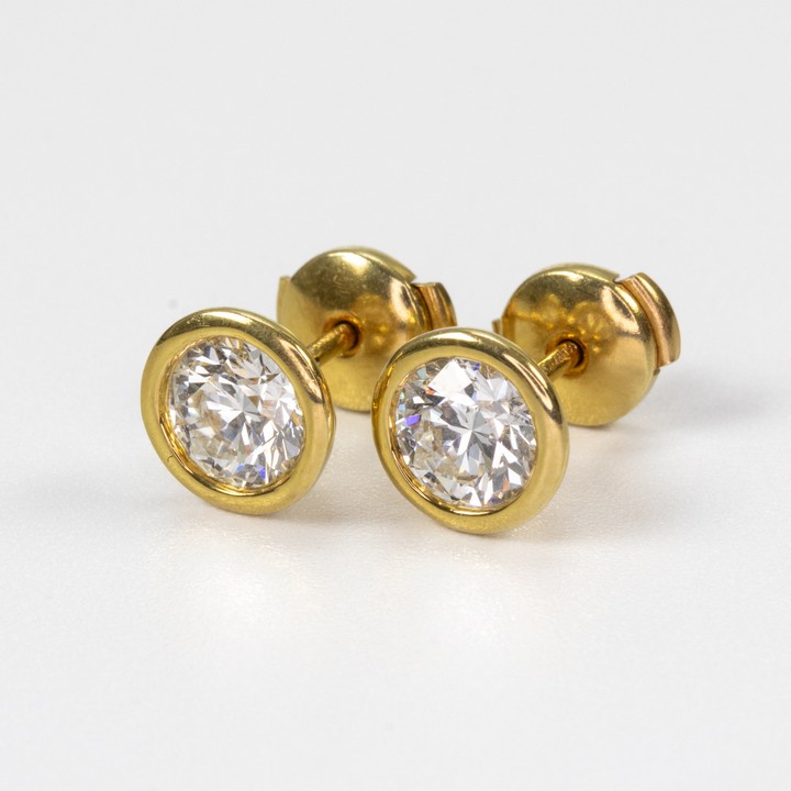 Tiffany & Co 18K Yellow 2.06ct Diamond Stud Earrings, 8mm, 3.1g. Colour G, Clarity VS1. Tiffany & Co Report Number: 63696188/T01290502. With Tiffany & Co Outer Box and Pouch.  Auction Guide: £8,000-£