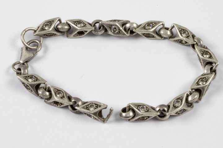 Silver Bracelet with Fancy Link Clear Stones, 23cm, 38.7g (Broken) (VAT Only Payable on Buyers Premium)