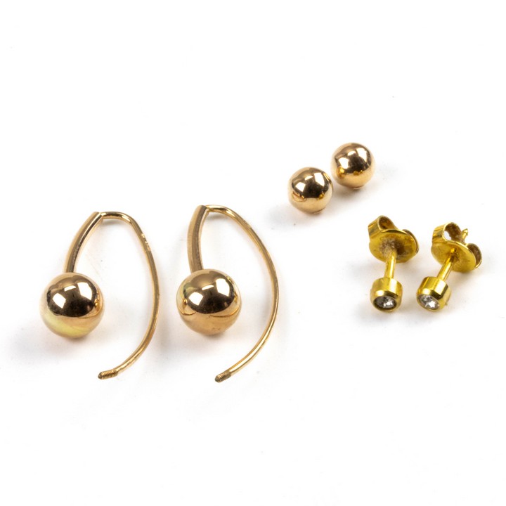 14K Pair of Broken Earrings and Pair of Gold Plated Metal Clear Stone Stud Earrings, 3.4g (VAT Only Payable on Buyers Premium)