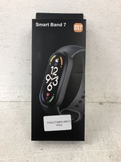 M7 SMART BAND 7 UP TO 30 WORKOUT MODES, WATER RESISTANT TO 50 METRES, SLEEP/BLOOD OXYGEN/STRESS AND BREATH MONITORING, 0.96" FULL AMOLED DISPLAY. PINK SILICONE STRAP. BOXED.