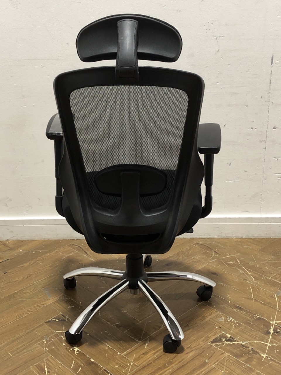John Pye Auctions JOHN LEWIS ISAAC ERGONOMIC OFFICE CHAIR, BLACK RRP £239