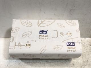 BOX OF TORK EXTRA SOFT SINGLEFOLD HAND TOWEL 10 02 78 - RRP £47