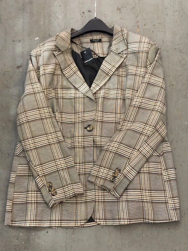 John Pye Auctions 20 X ASSORTED SUIT JACKETS TO INCLUDE JACAMO NAVY DONEGAL TWEED SUIT JACKET