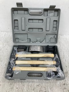 VARIOUS HAMMERS AND ACCESSORIES IN GREY CARRY CASE: LOCATION - C5