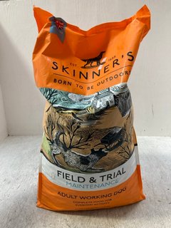 SKINNER'S FIELD & TRIAL ADULT WORKING DOG FOOD 15KG BBE: JAN 2025: LOCATION - A2