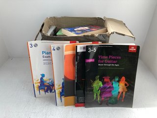 QTY OF ASSORTED BOOKS TO INCLUDE ASK AN ASTRONAUT BY TIM PEAKE AND THE LEGO IDEAS BOOK: LOCATION - D3