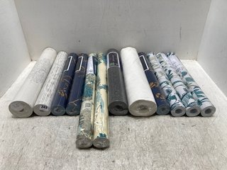 QTY OF ASSORTED WALLPAPER ROLLS TO INCLUDE GOODHOME BOTANICAL PRINT WALLPAPER: LOCATION - A7