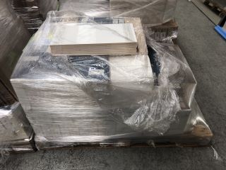 PALLET OF ASSORTED TILES TO INCLUDE 500 X 250MM PREMIUM CERAMIC WALL TILES APPROX RRP £1000: LOCATION - D2 (KERBSIDE PALLET DELIVERY)