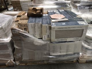 PALLET OF ASSORTED TILES TO INCLUDE 500 X 250MM TILES WITH OTHER SHAPED TILES APPROX RRP £2000: LOCATION - D2 (KERBSIDE PALLET DELIVERY)