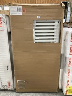 TRADITIONAL HORIZONTAL 3 COLUMN CAST IRON STYLE RADIATOR IN WHITE 1190 X 600MM - RRP £625: LOCATION - R2 BACK RACK