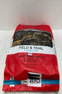 SKINNERS 15KG FIELD & TRIAL MUESLI MIX ADULT WORKING DOG DRY FOOD - BBE 15.07.2024: LOCATION - F11