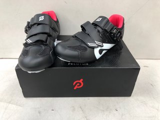 PAIR OF MENS PELOTON CYCLING SHOES IN BLACK/RED - EU 38: LOCATION - E15