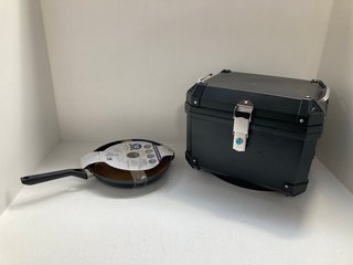 NINJA ZEROSTICK CLASSIC 30CM FRYING PAN TO ALSO INCLUDE LOCKABLE TOOL CHEST IN BLACK: LOCATION - WH5