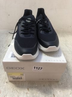 PAIR OF GEOX TRAINERS IN NAVY - UK 7.5: LOCATION - BR8