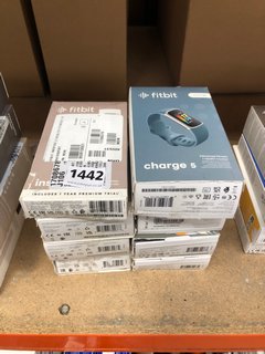 QTY OF ASSORTED FITBITS TO INCLUDE FITBIT CHARGE 5 HEALTH TRACKER: LOCATION - AR3