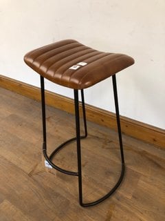 NKUKU NARWANA LARGE RIBBED LEATHER STOOL IN AGED TAN RRP - £225: LOCATION - A2