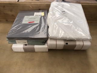 QTY OF ASSORTED JOHN LEWIS & PARTNERS HOUSEHOLD ITEMS TO INCLUDE WASHED LINEN STANDARD FITTED SHEET: LOCATION - BR6