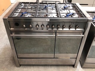 SMEG 100CM DUAL FUEL RANGE COOKER IN STAINLESS STEEL: MODEL A2-8 - RRP £1999: LOCATION - A1