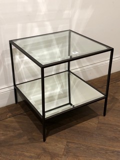 SQUARE SIDE TABLE IN ANTIQUE BRONZE AND CLEAR GLASS FINISH: LOCATION - A2