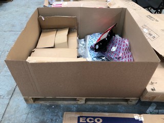 PALLET OF ASSORTED ITEMS TO INCLUDE XIAOMI 12 LEATHER PHONE CASES: LOCATION - A5 (KERBSIDE PALLET DELIVERY)