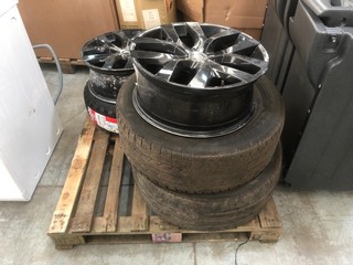 PALLET OF ASSORTED TYRES & ALLOY WHEELS TO INCLUDE 2 X BLACK CITROEN WHEELS: LOCATION - A7 (KERBSIDE PALLET DELIVERY)